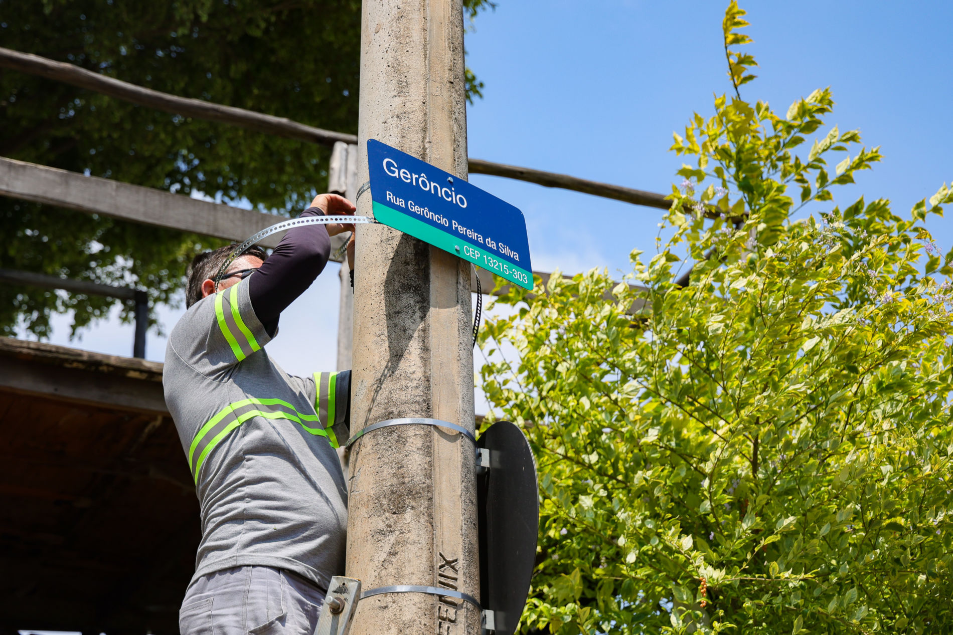 Placas de denominação de ruas começam a ser instaladas no Jardim São Camilo