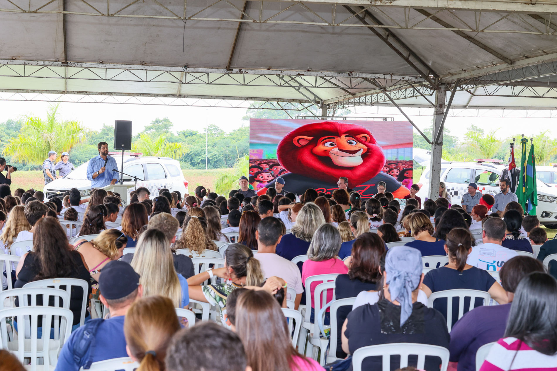 No Mundo das Crianças, 420 alunos participam de formatura do Proerd