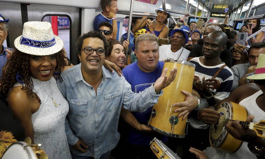 No dia do mais tradicional ritmo musical brasileiro, Trem do Samba comemora com muita música da Central do Brasil a Oswaldo Cruz - Prefeitura da Cidade do Rio de Janeiro
