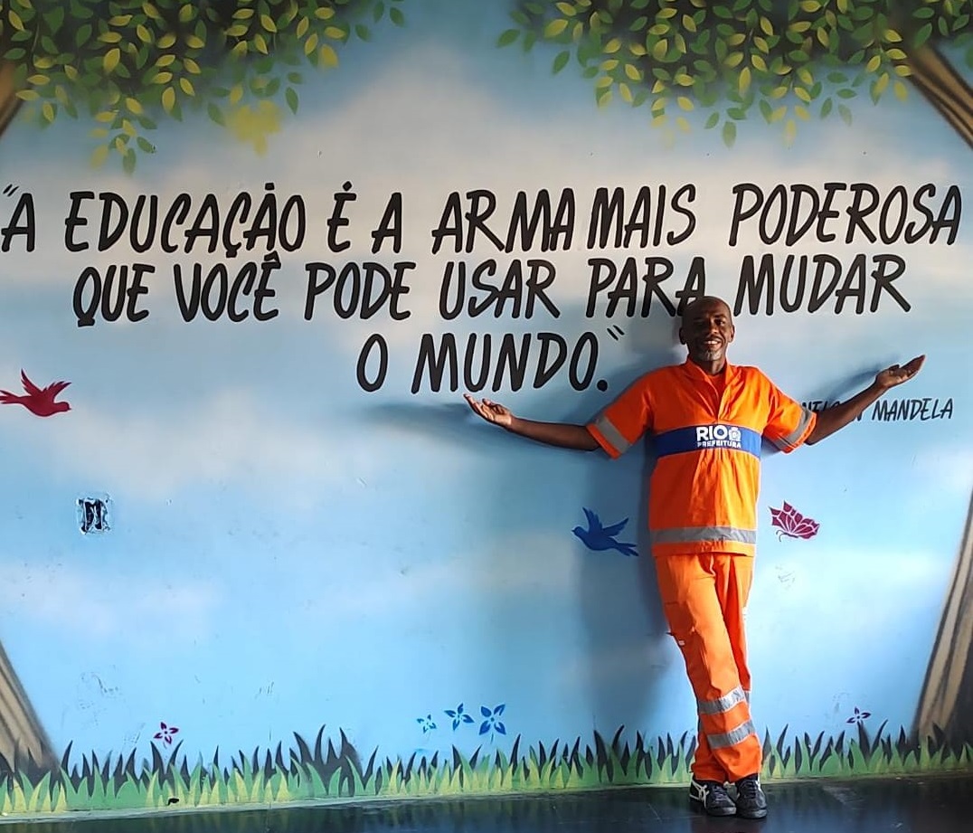 Comlurb e Secretaria de Educação iniciam parceria no projeto Escola de Férias - Prefeitura da Cidade do Rio de Janeiro