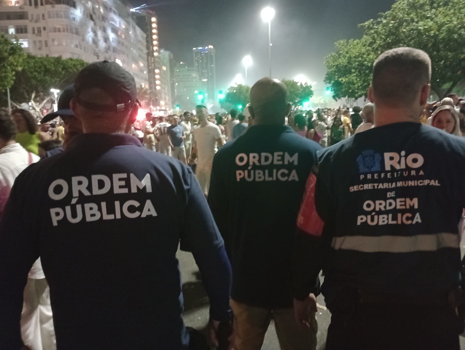 Ordem Pública e Guarda Municipal removem 220 veículos e multam mais de 350 durante Operação Réveillon - Prefeitura da Cidade do Rio de Janeiro
